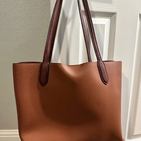 Coach Leather Tote - Picture 2 of 11